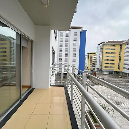 Oceanus Executive Apartment *