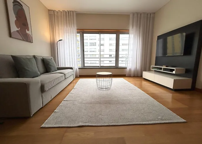 Oceanus Executive Apartment