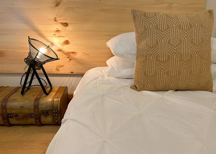 Oceanus Executive Apartment *